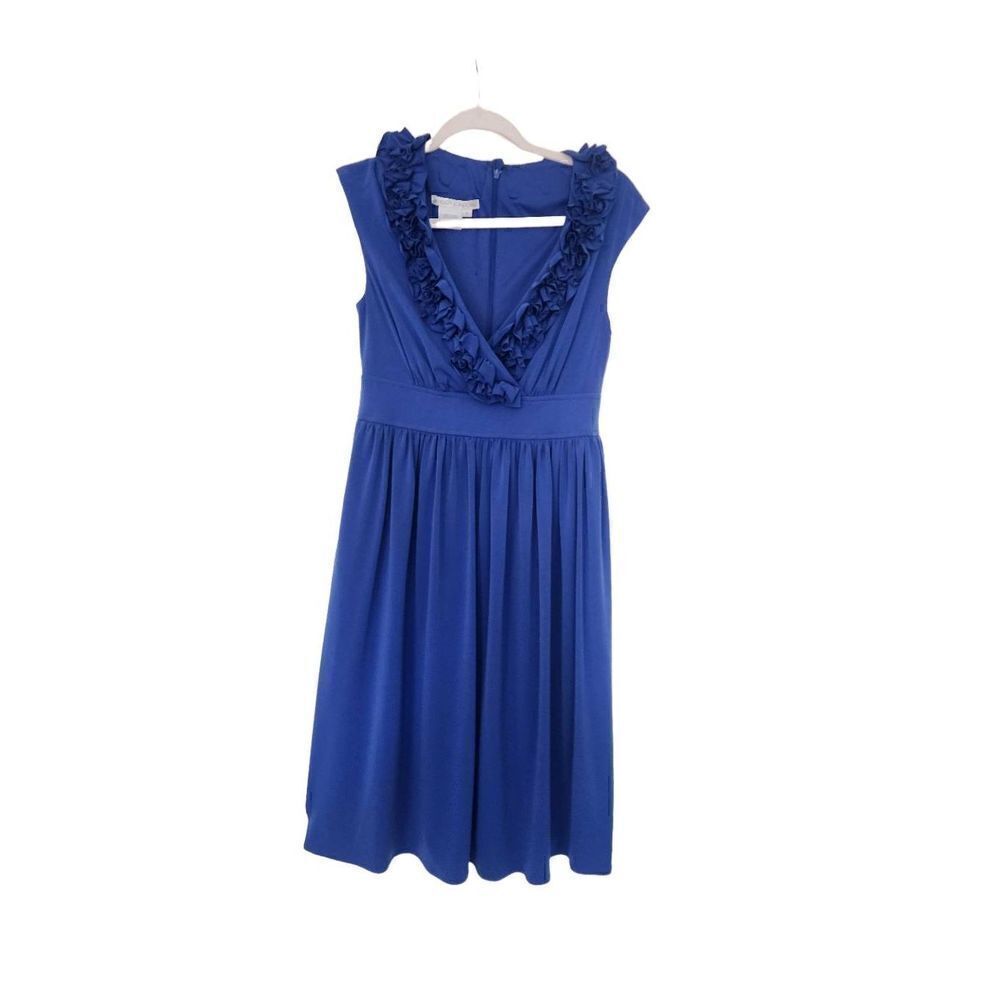 Maggie London NWT sleeveless blue size 6 ruffle v-neck dress